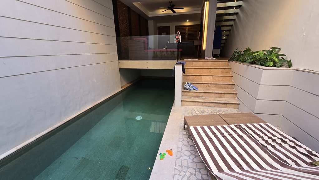 발리 스미냑 Villa Kayu Raja 풀빌라 개인풀